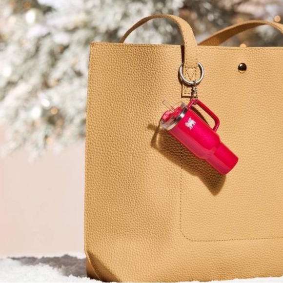 Bundle of 2 mini stanley cup keychain ornaments Red and Honey talks - Picture 9 of 11